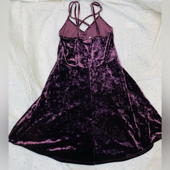 Harlow Deep Purple Velvet Strappy A-Line Mini Slip Dress Size S - Picture 3 of 4